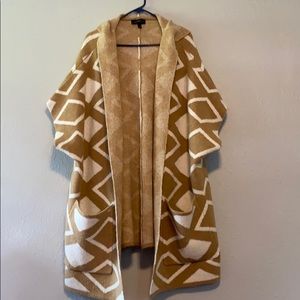 Lane Bryant Tan and White Open Poncho